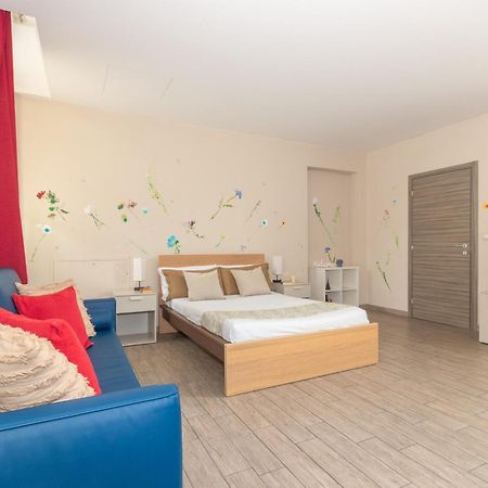 Housing Giulia Aparthotel Turin Exterior photo